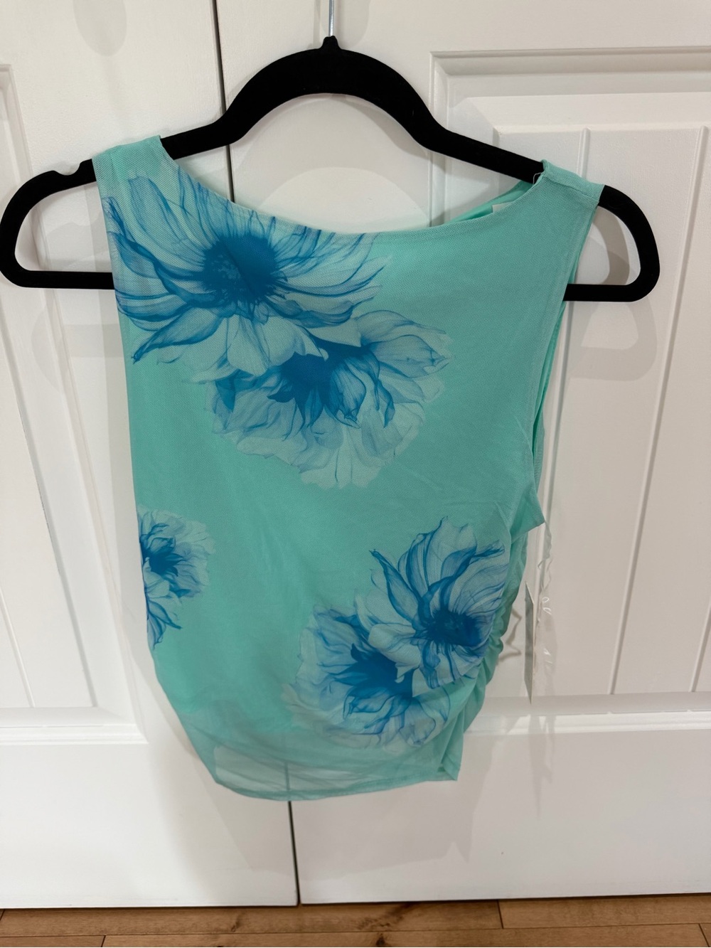 NWT Derek Heart Y2K turquoise mesh sleeveless top with floral print